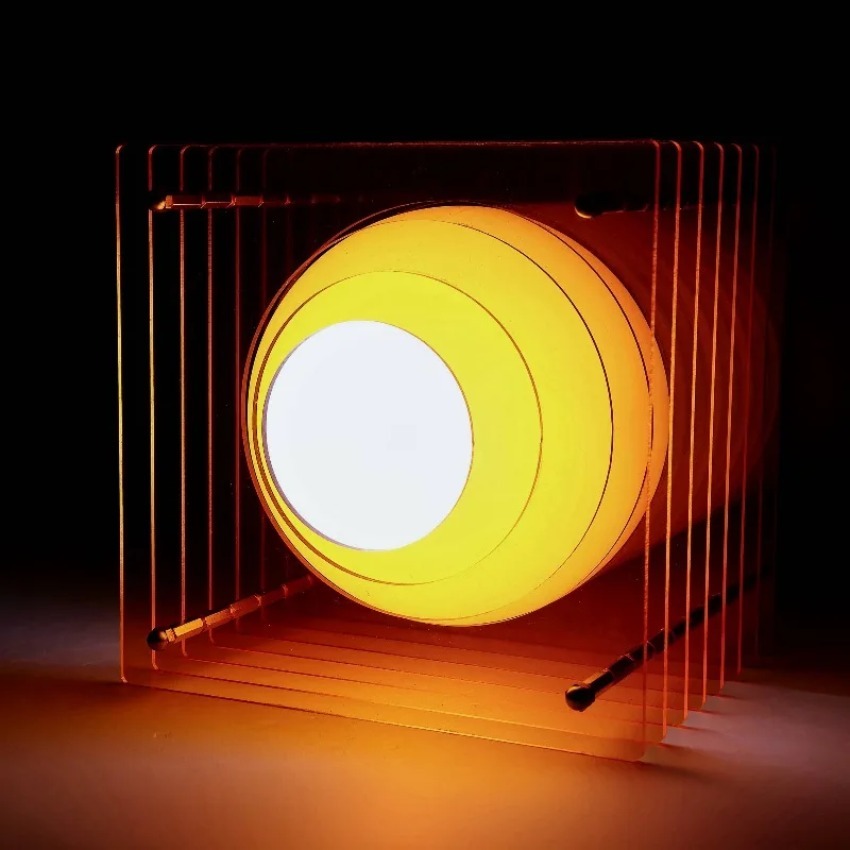 Home Decor Inspo - Lampe lunaire en acrylique à mille
