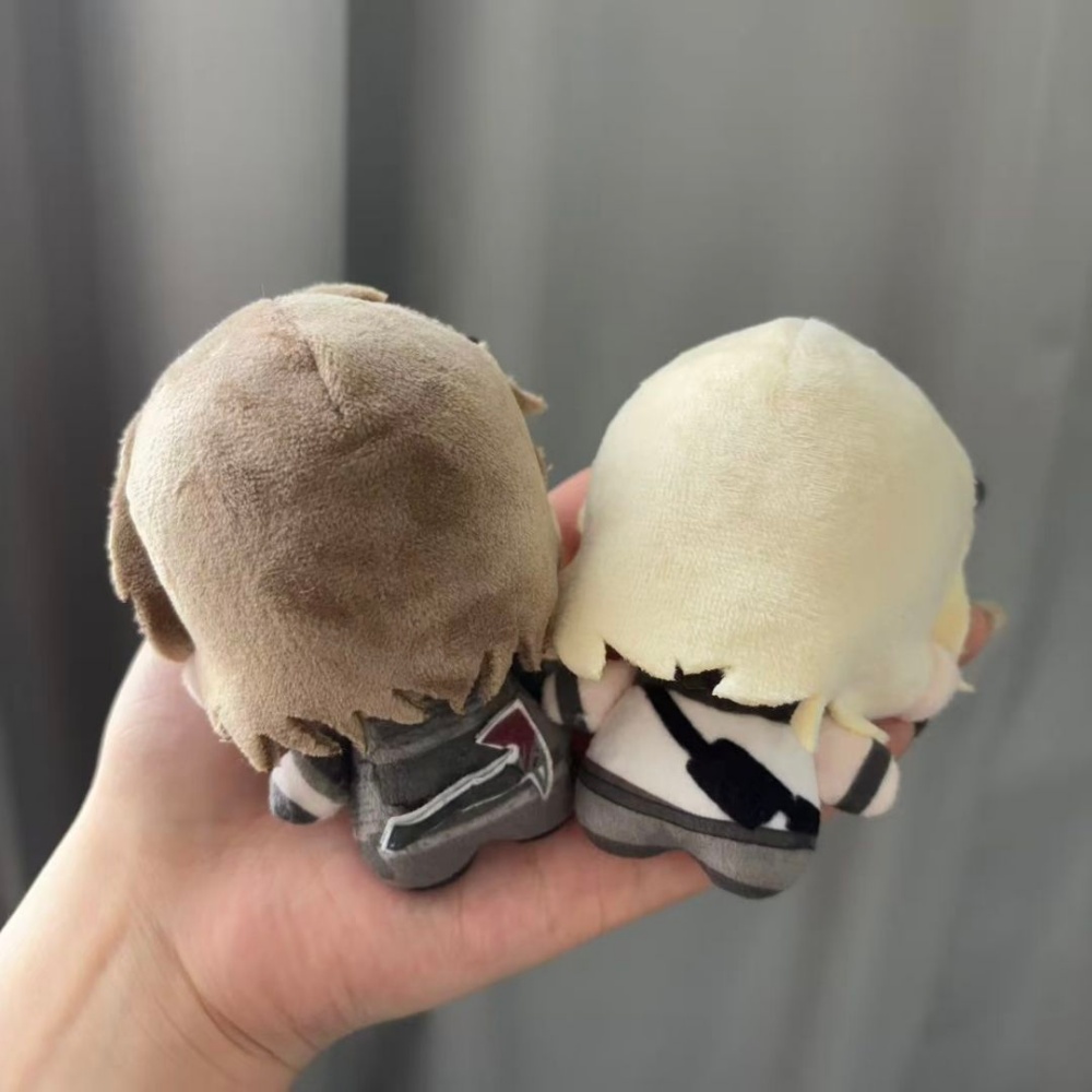 Peluche de cosplay Leon Scott  - Home Decor Games avis et prix