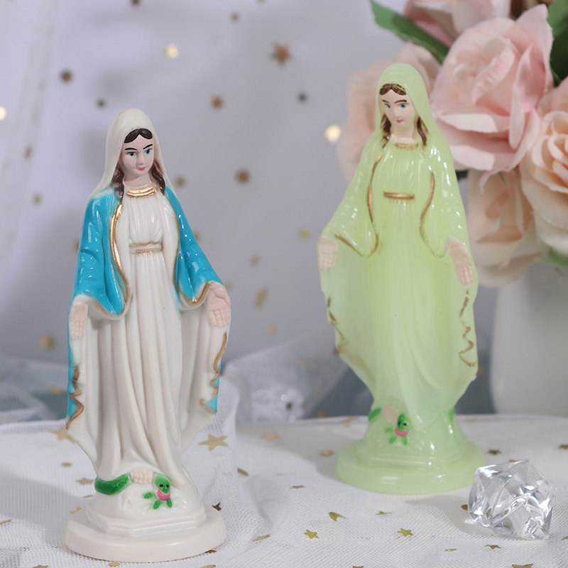 Petite statue de la Vierge de  - Home Decor On Sale avis et prix
